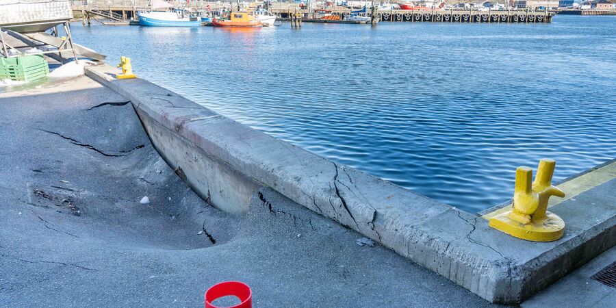 Guidelines for the prevention of propeller-holes.