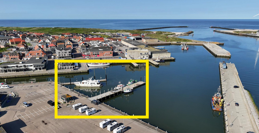 Docking spaces for guest sailors in Hvide Sande Harbor